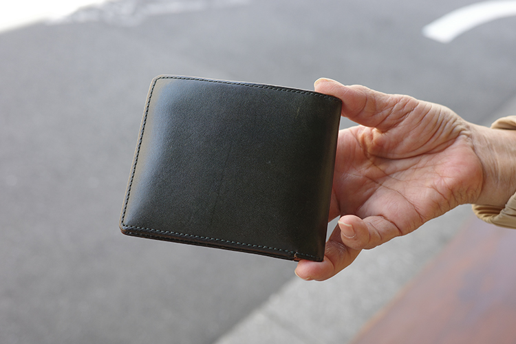 大切に手入れされたブライドルレザー