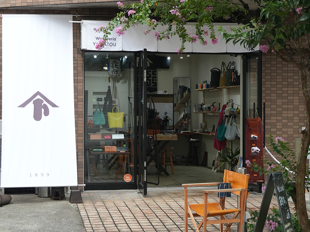 浅草ウォレテリアYAMATOUの店内